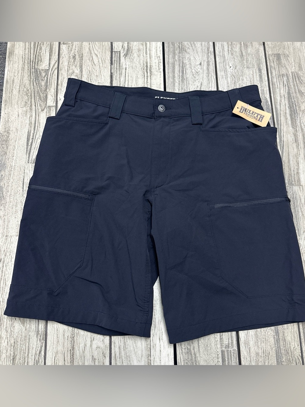 NWT Duluth Trading Shorts Mens 36x11 Flexpedition Relaxed Fit Cargo Black